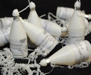 wedding party poppers